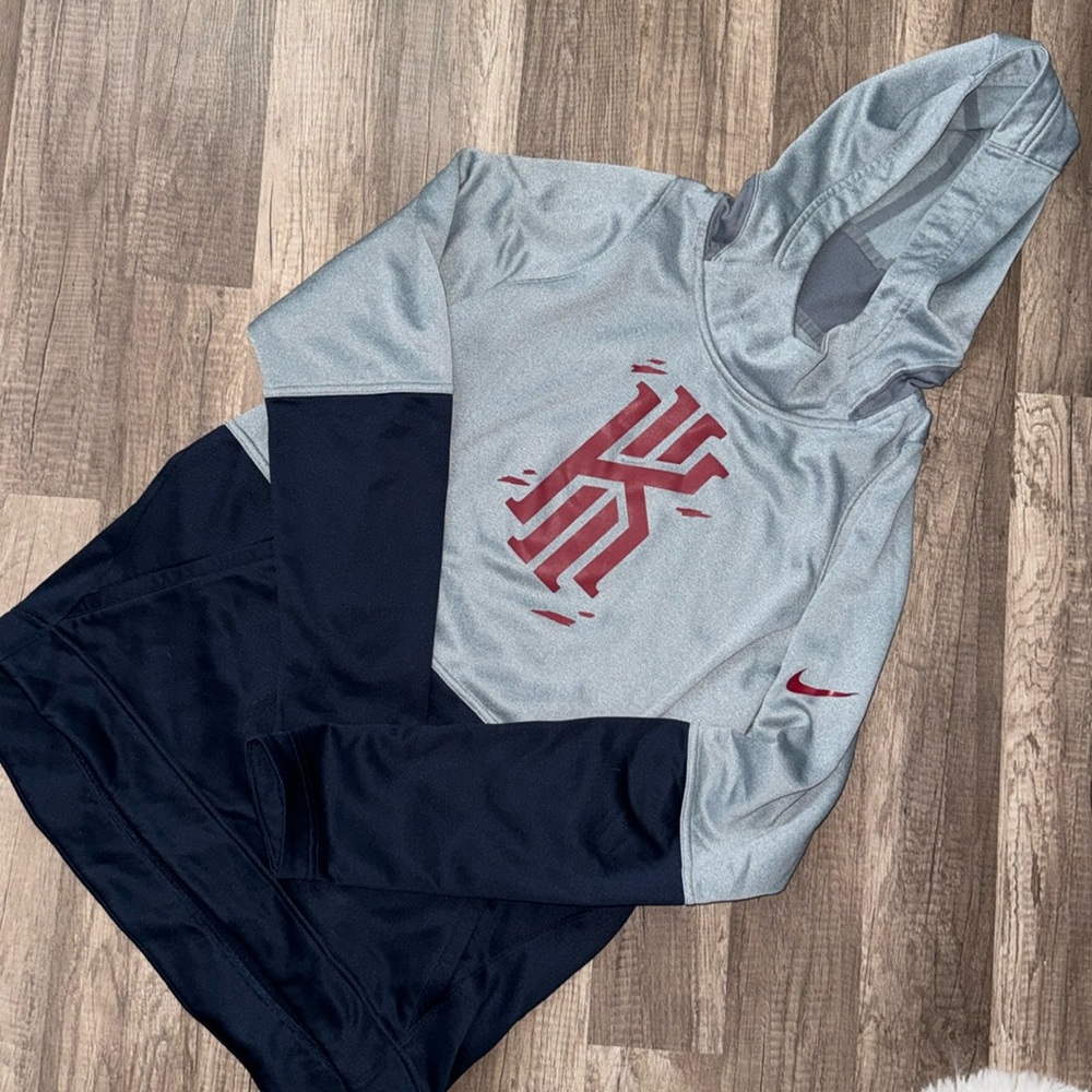 KD Dri-fit hoodie.